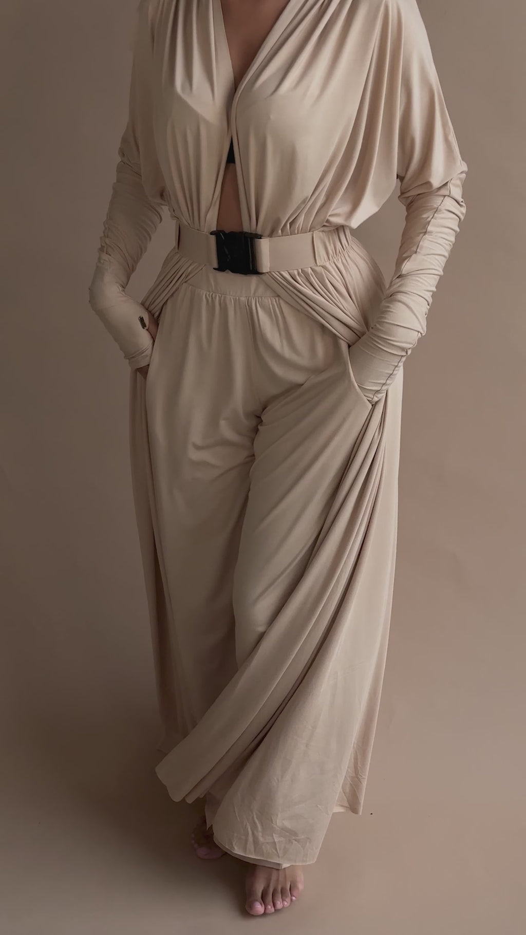 Almond Shadow Muse Pant